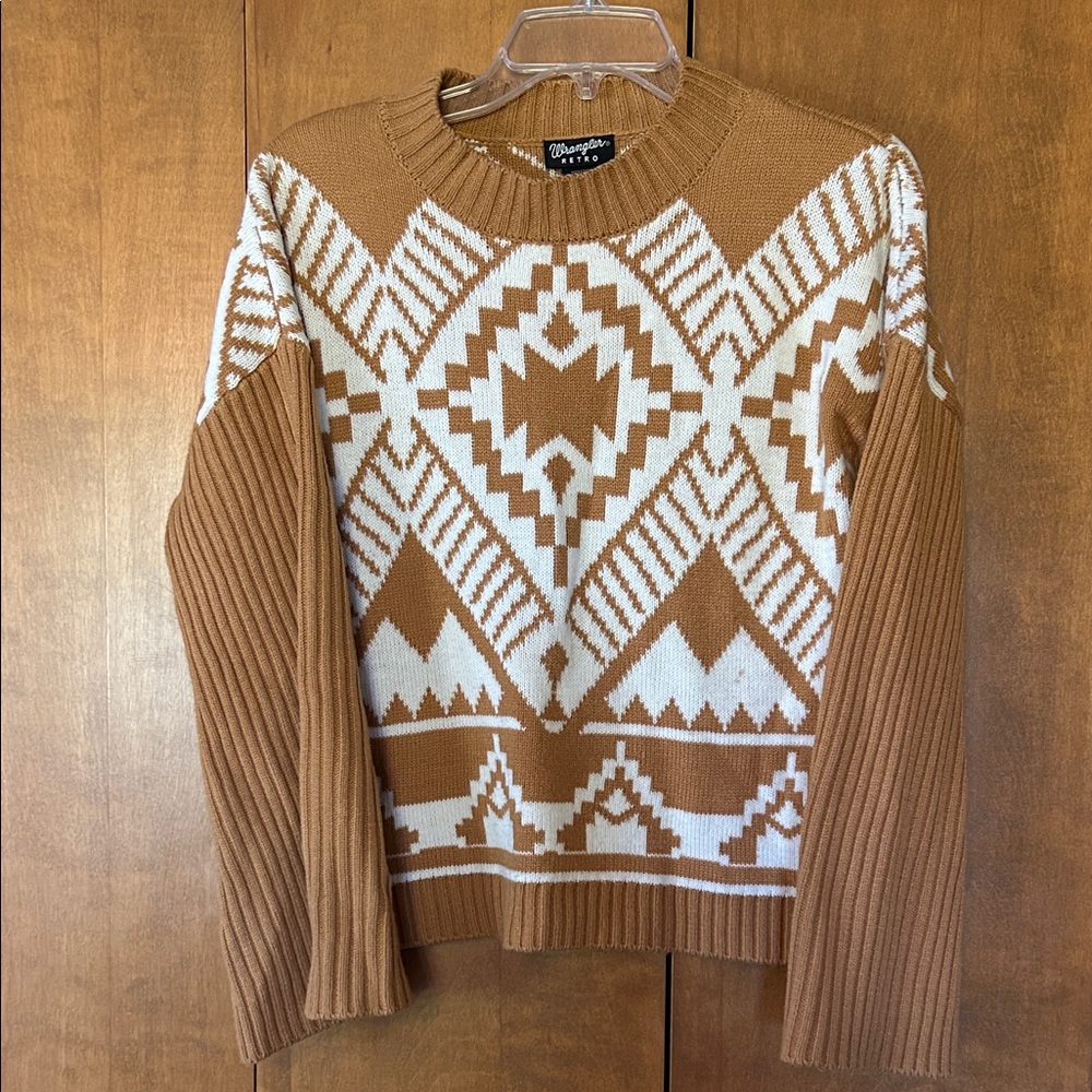 Geometric Patterned Sweater in Brown and White
